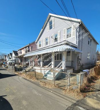 Pet Friendly - Welcoming and Spacious 3 Bedroom Home in Wilkes-Barre – photo 1