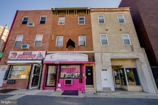 Studio Apartment – 4028 Market St., 1R, Philadelphia, PA 19104