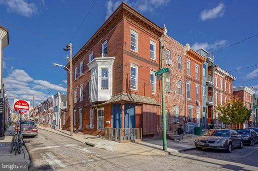 1 Bedroom Apartment – 1525 Tasker St - B, Philadelphia, PA 19145