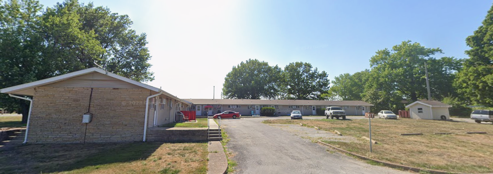 Updated 1BR | Water & Trash Included | Cats & Dogs Welcome | Flexible Lease | Stockton MO 3 of 12