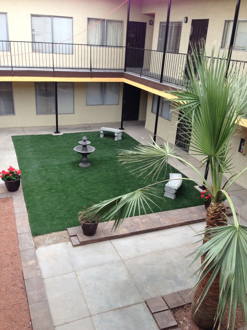 Las Vegas Apartment: 1116 East Ogden Ave #5