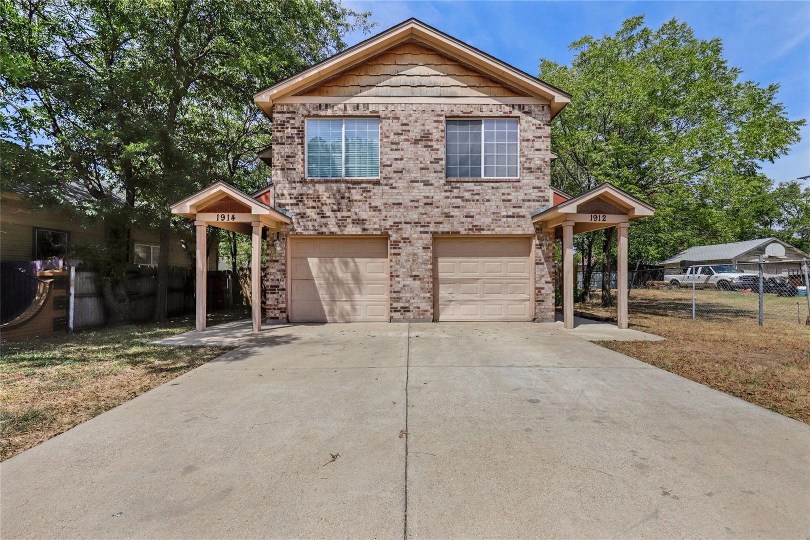 Fort Worth House: 1912 May Street