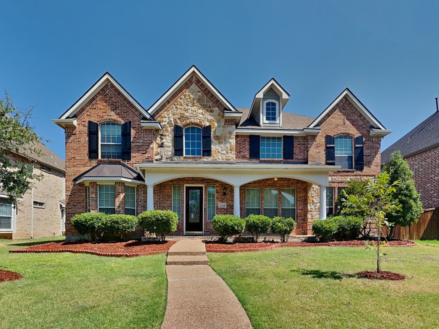 Frisco House: 5134 Navajo Drive
