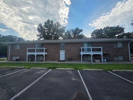 Upstairs 2-Bedroom Apartment for Rent