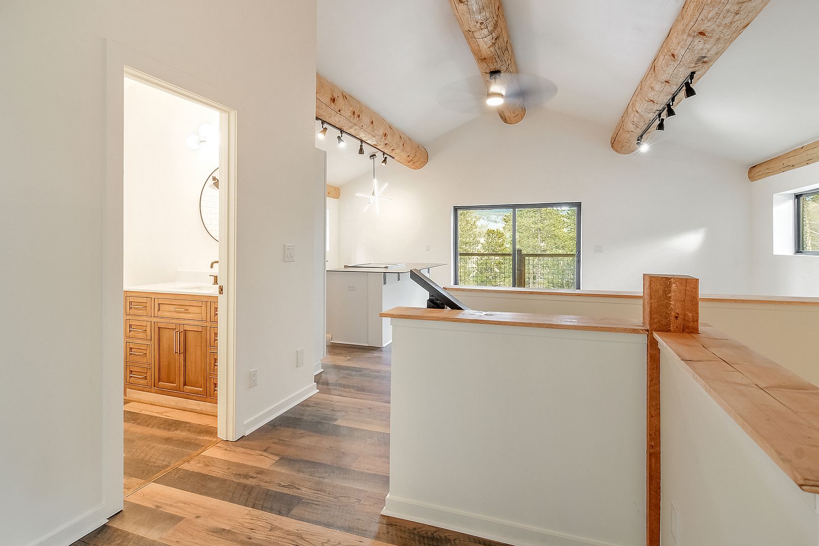 148 N. Aspen St 5 of 12
