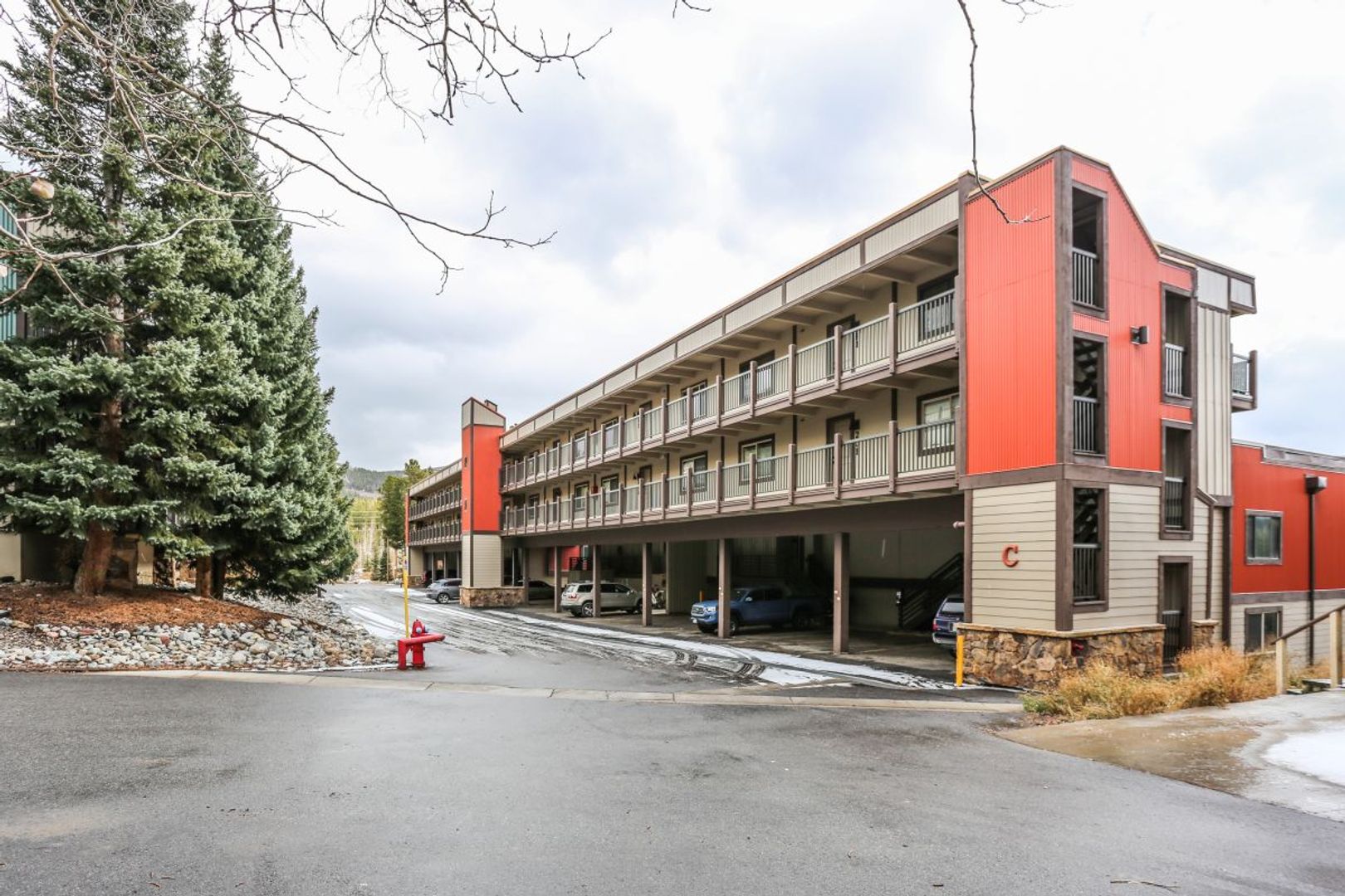 Breckenridge Condo: 9339 State Highway 9