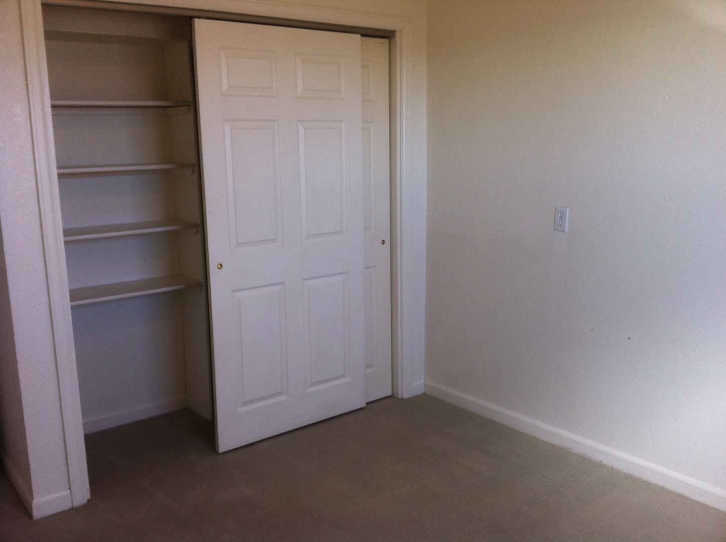 Fairplay Apartment: 115, 117, 119, 121 Platte View Dr.