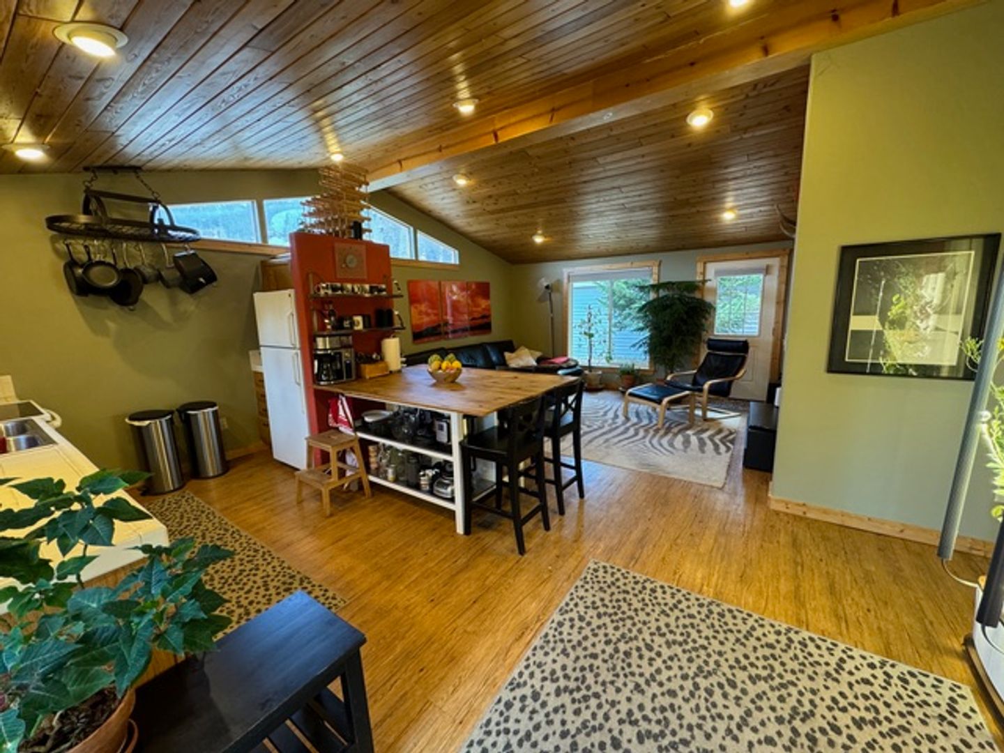 Breckenridge House: 24 Magnum Bonum Dr