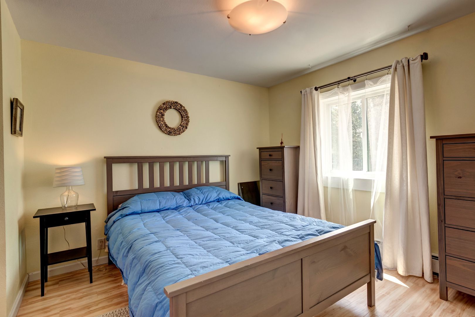 Breckenridge House: 214 S. Harris Street #102