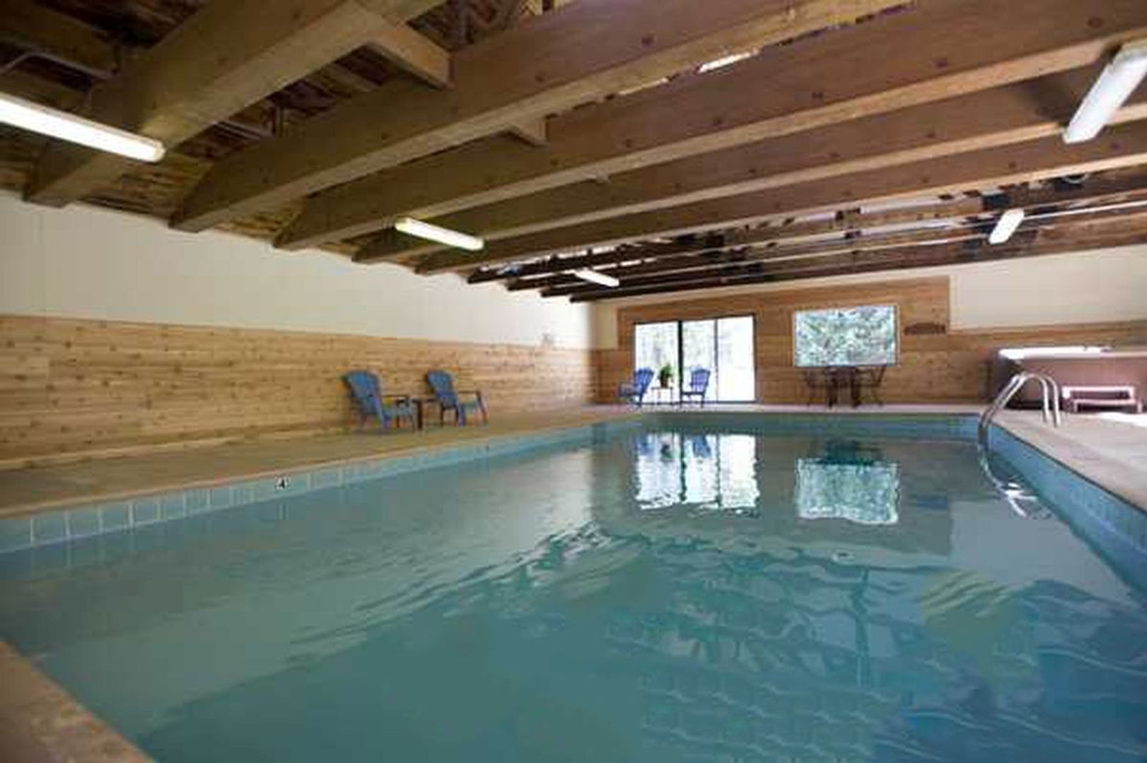 Pool at G1-Ski and Racquet Club