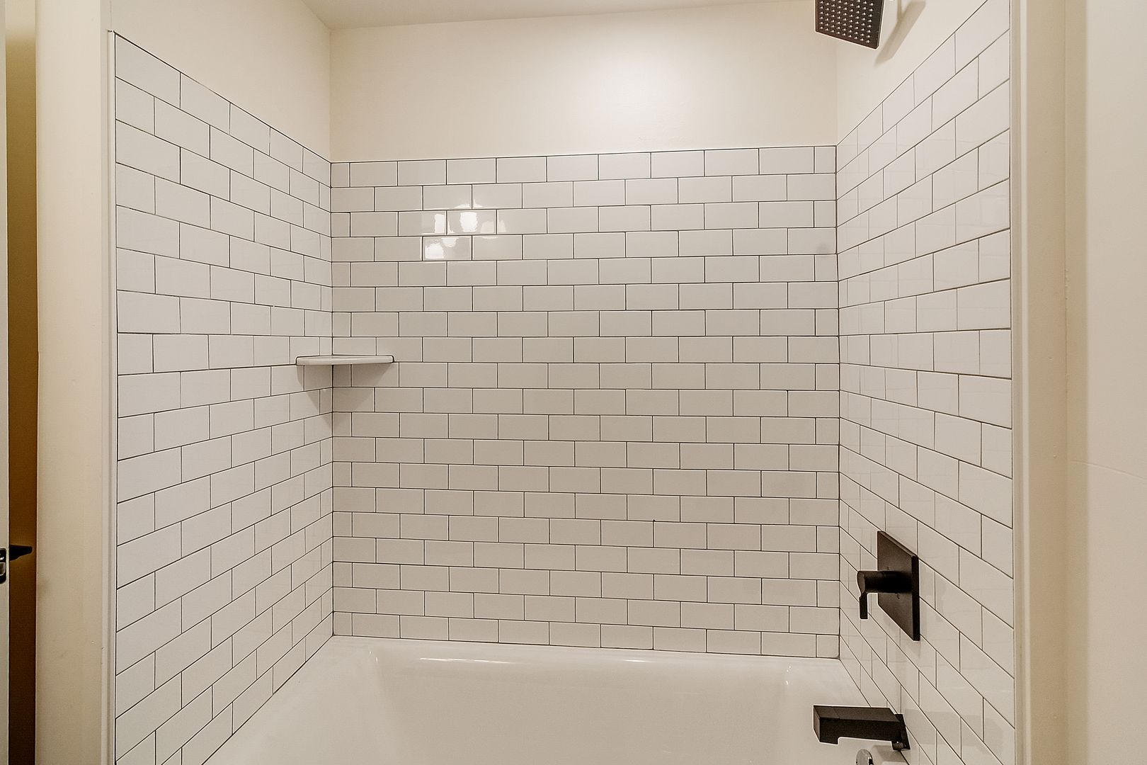 148 N. Aspen St 8 of 12