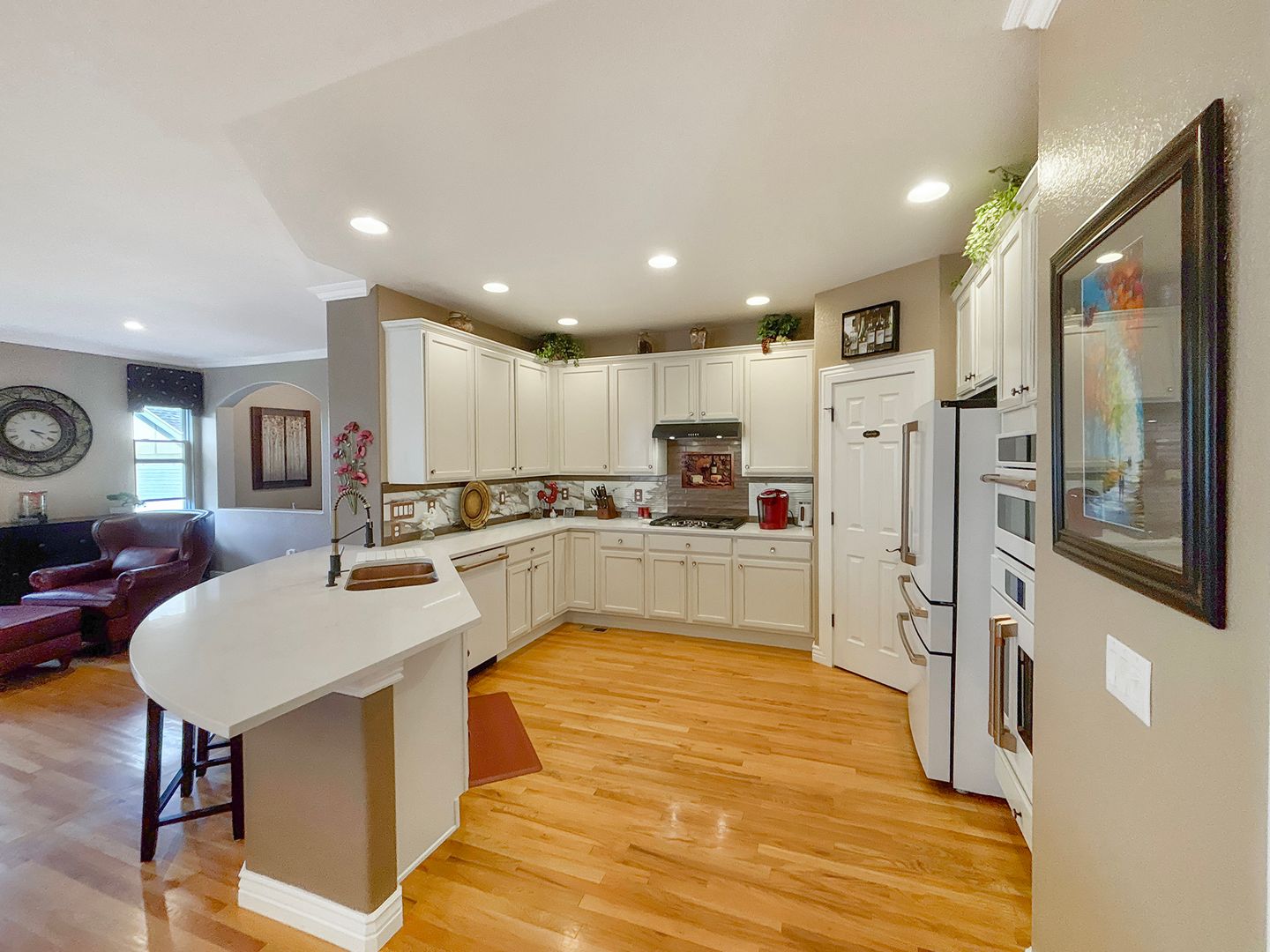 8163 S Quemoy Circle 3 of 12