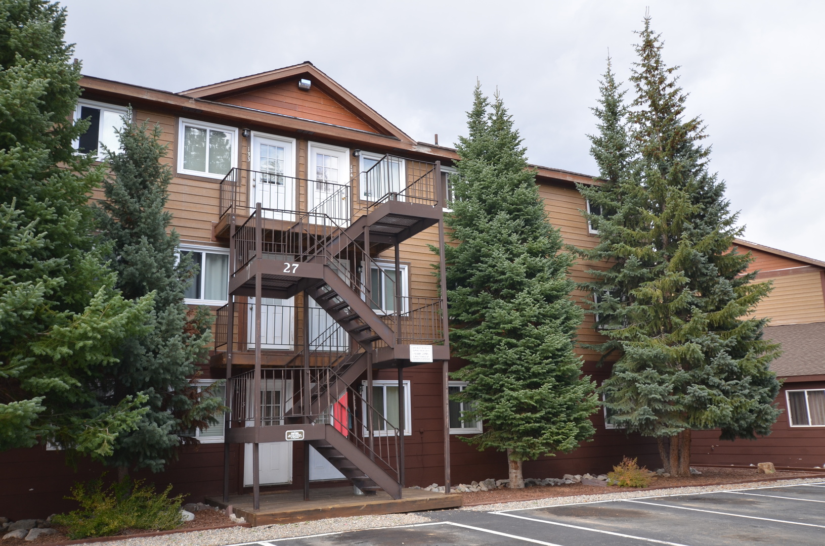 Blue River House: 27 Peaks View Ct.