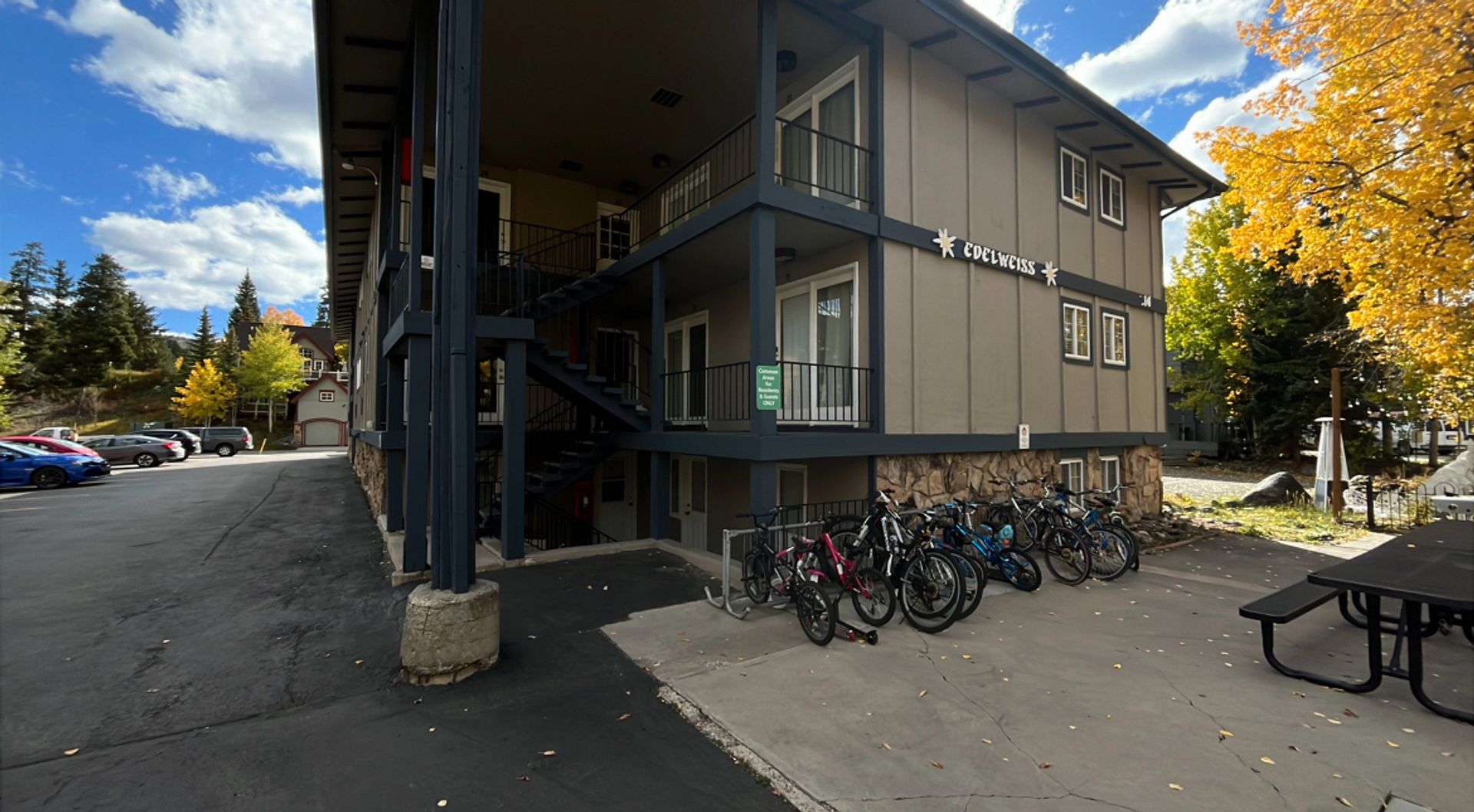 Breckenridge House: 214 N. Main St, Unit 14