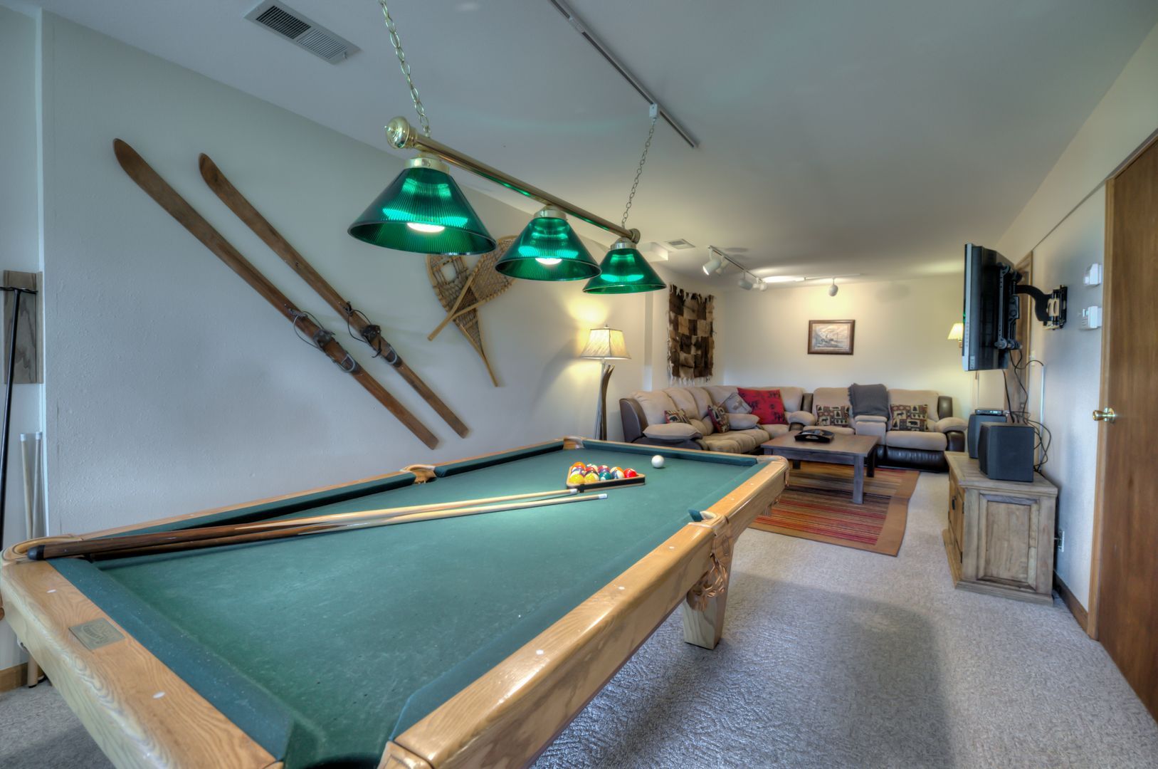 Game room at 93 Uncle Sam Road (1 of 2)