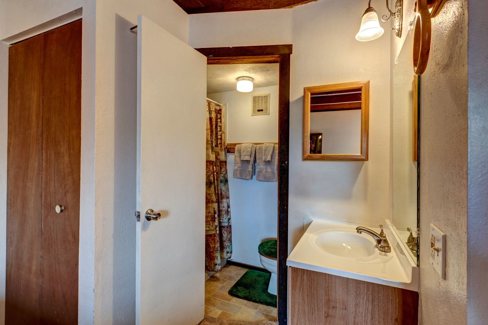 201-C Treehouse 5 of 12