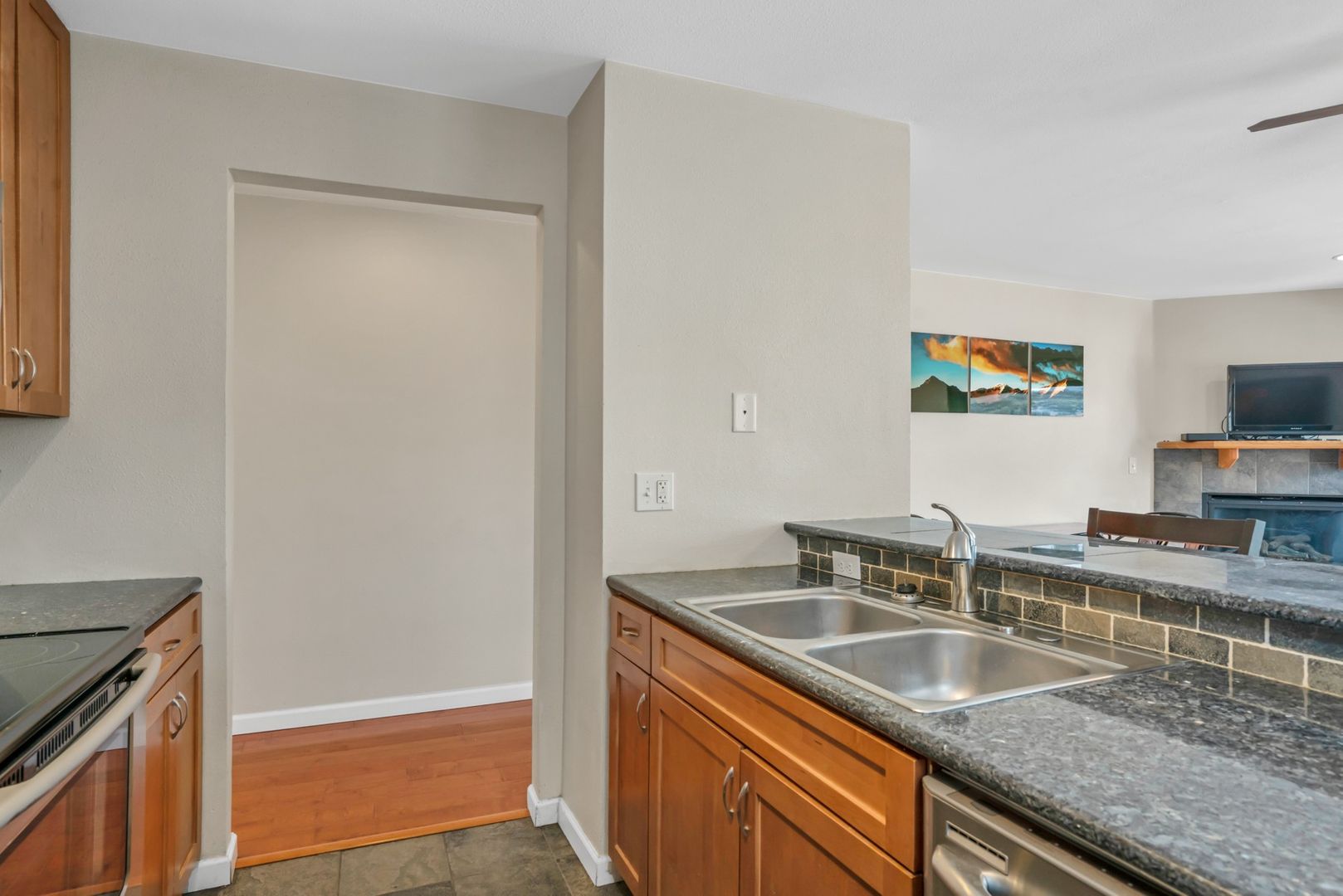 410D Bayview Dr. 7 of 12