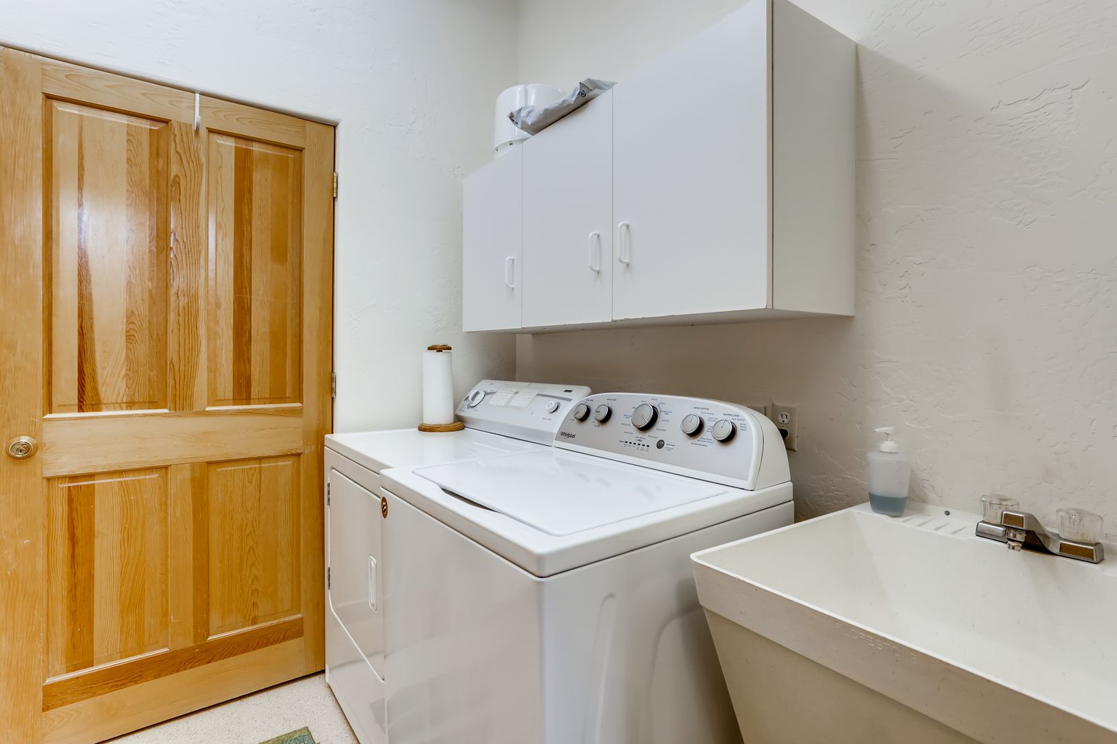 Laundry room at 143 Uncle Sam Lode