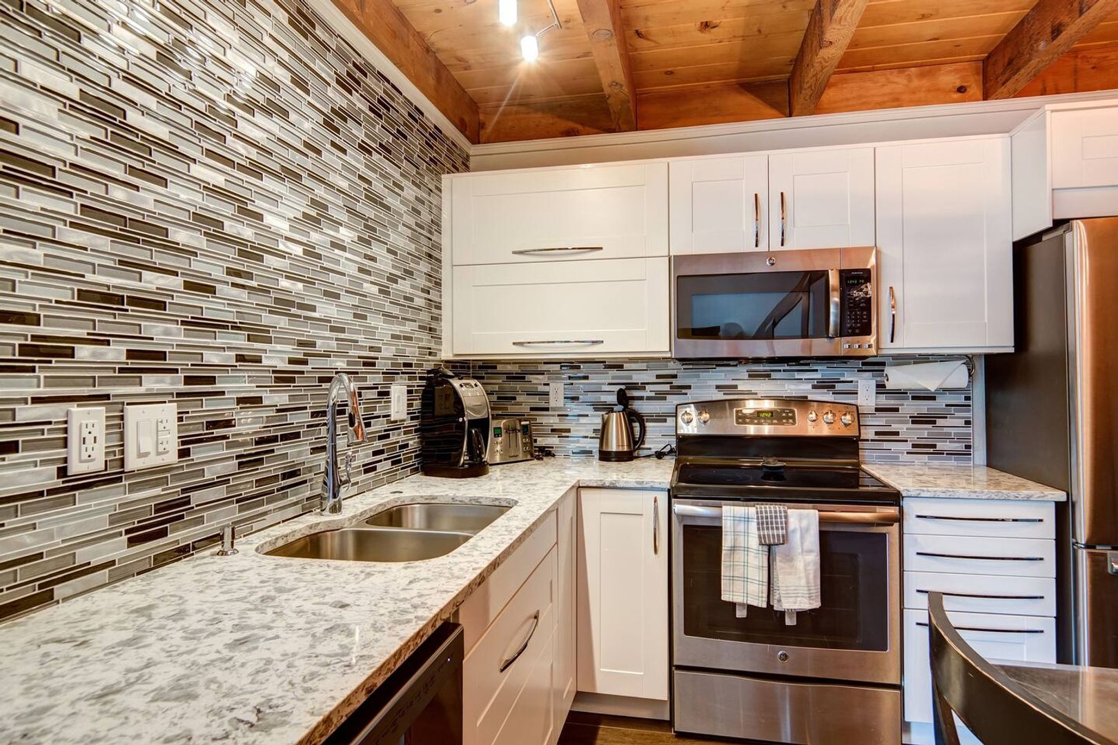 Silverthorne House: 307-I Treehouse