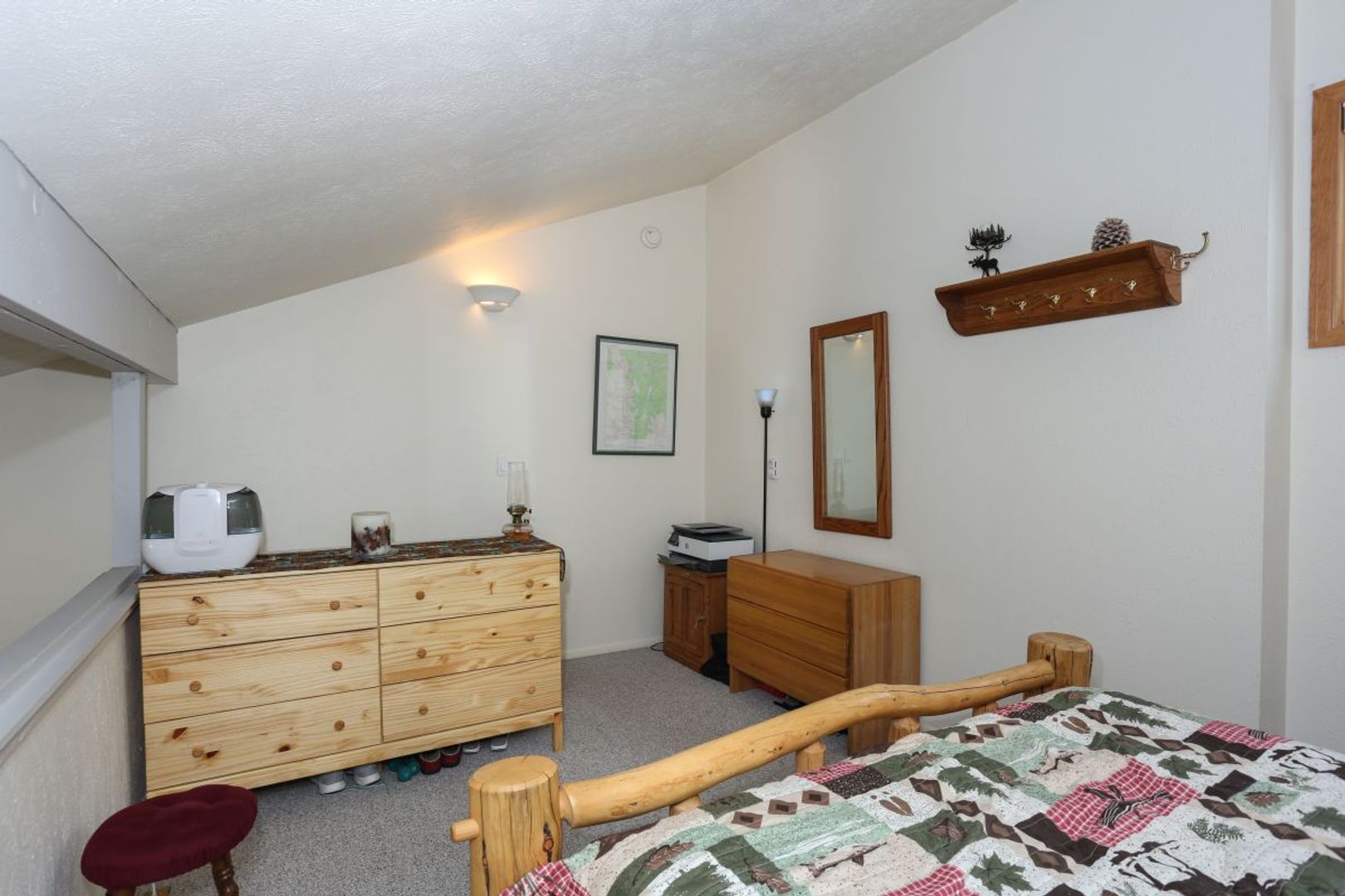 Breckenridge House: 800 Columbine Road, Building B, Unit 10