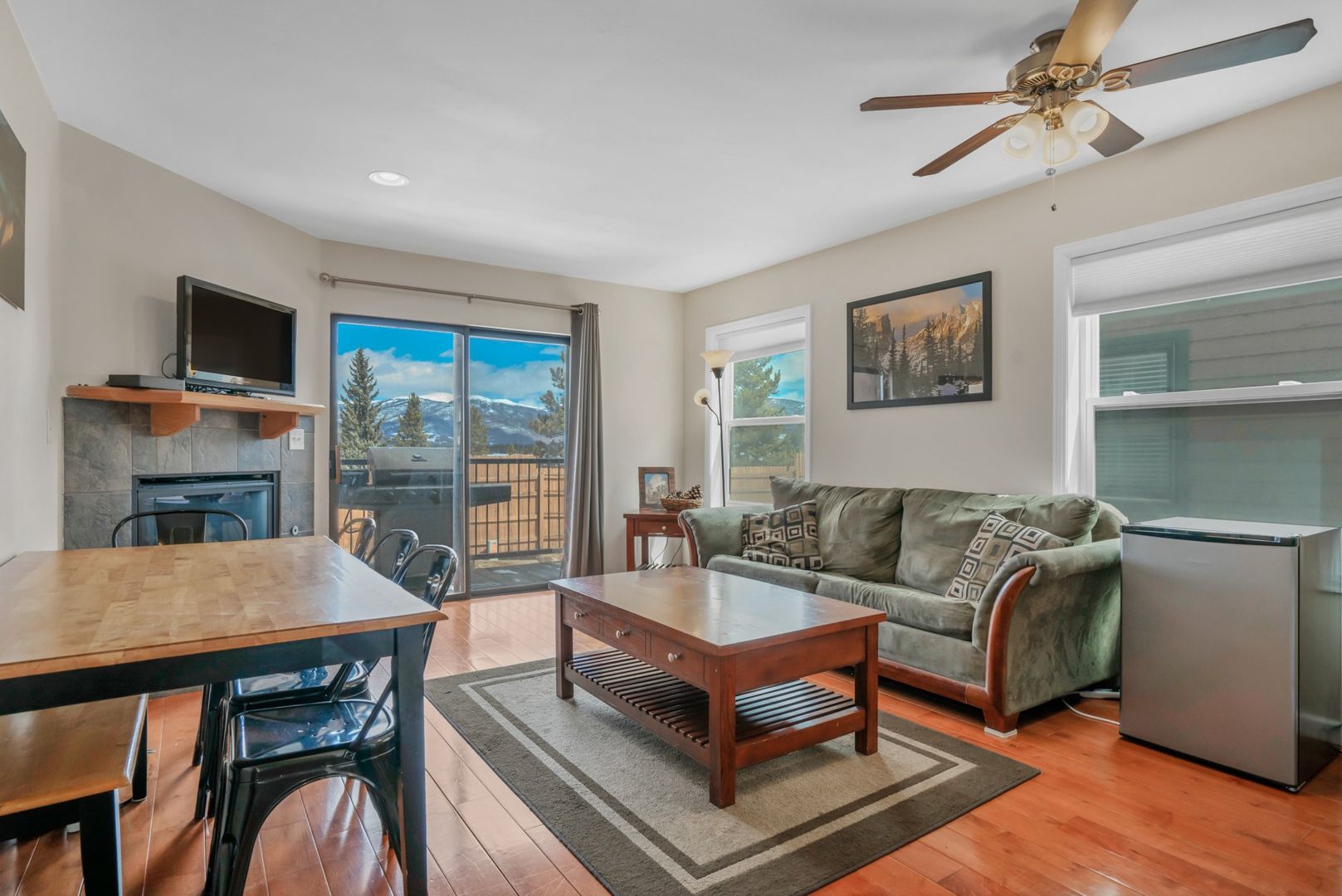 Frisco House: 410D Bayview Dr.