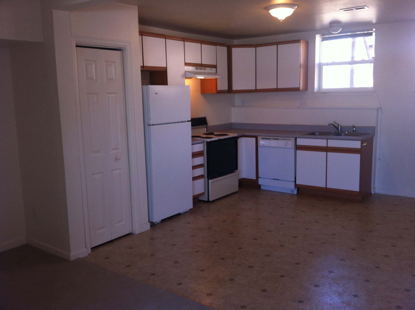 Fairplay Apartment: 115, 117, 119, 121 Platte View Dr.