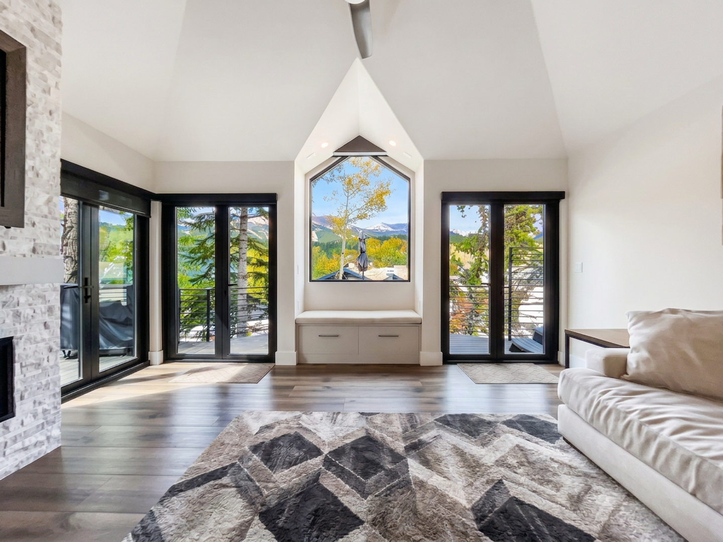 Breckenridge Townhome: 211B N. Ridge St