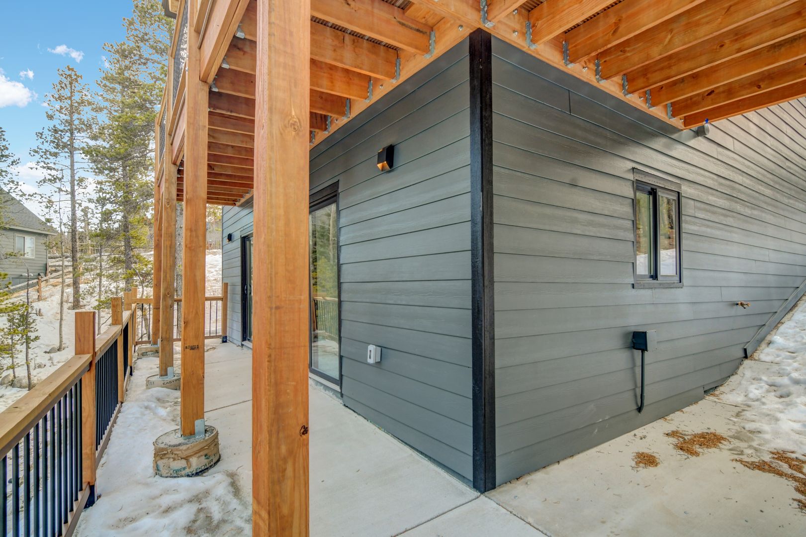 148 N. Aspen St 28 of 31