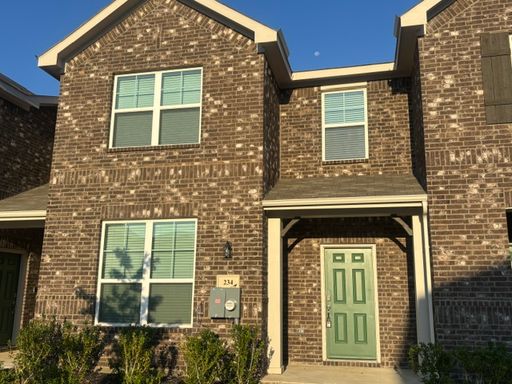 Brand New 2 story Townhouse off 820 and Randol Mill – photo 1