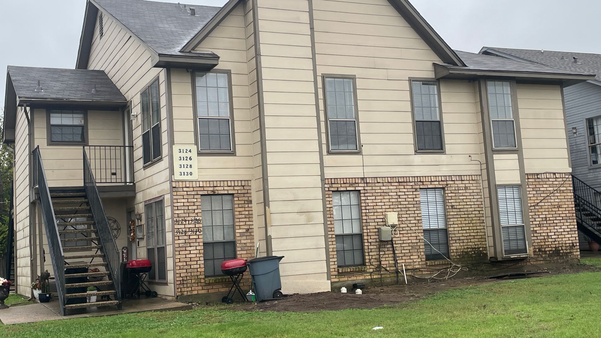 Irving House: 3128 Tudor Ln