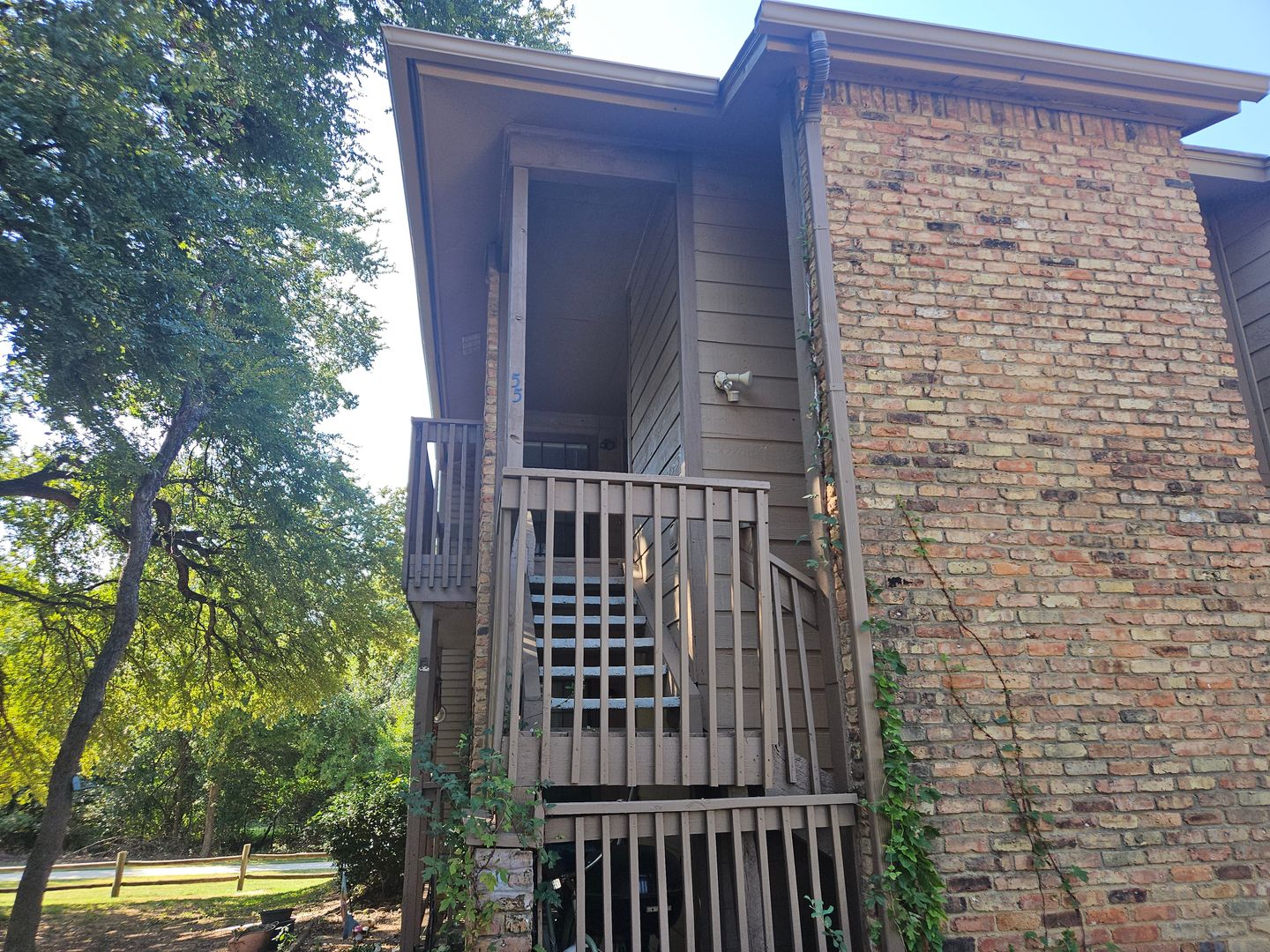 Euless House: 508 E Denton Dr #55