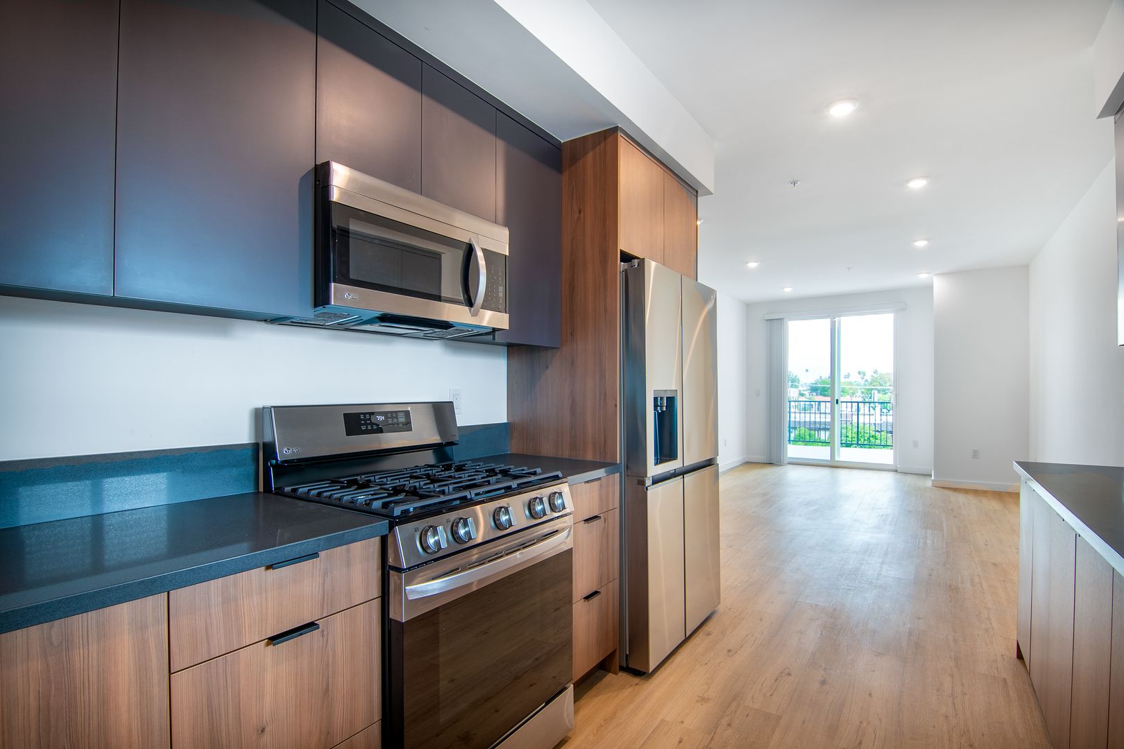 Van Nuys Apartment: 14333 Sylvan St.