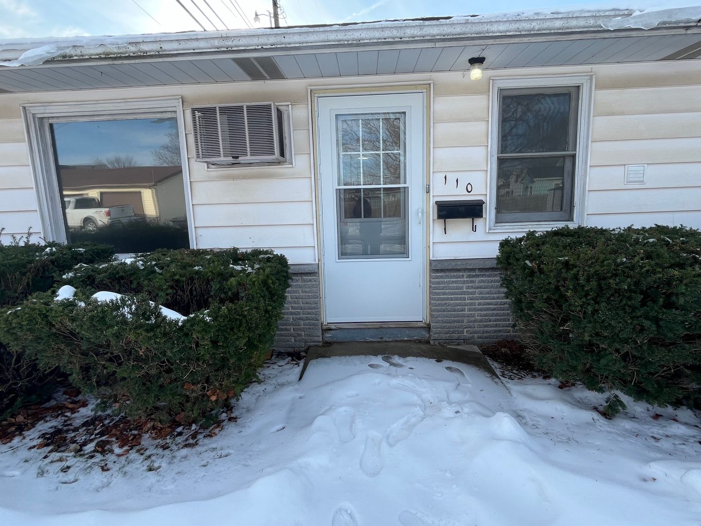 Churusbusco Apartment: 104-110 Maple Lane