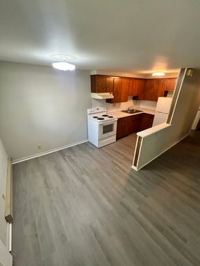 1 bed 1 bath duplex New Listing!!!