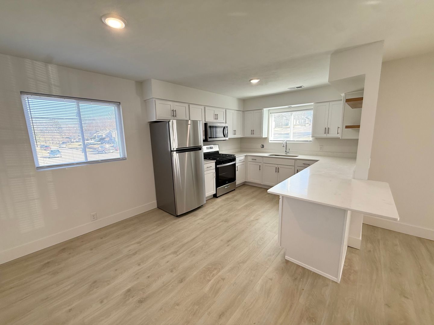 Omaha Apartment: 2520 South 60th Street