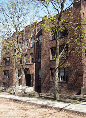 Spacoius 1 bed in Squirrel Hill! Heat included! Available August 2026 – photo 1