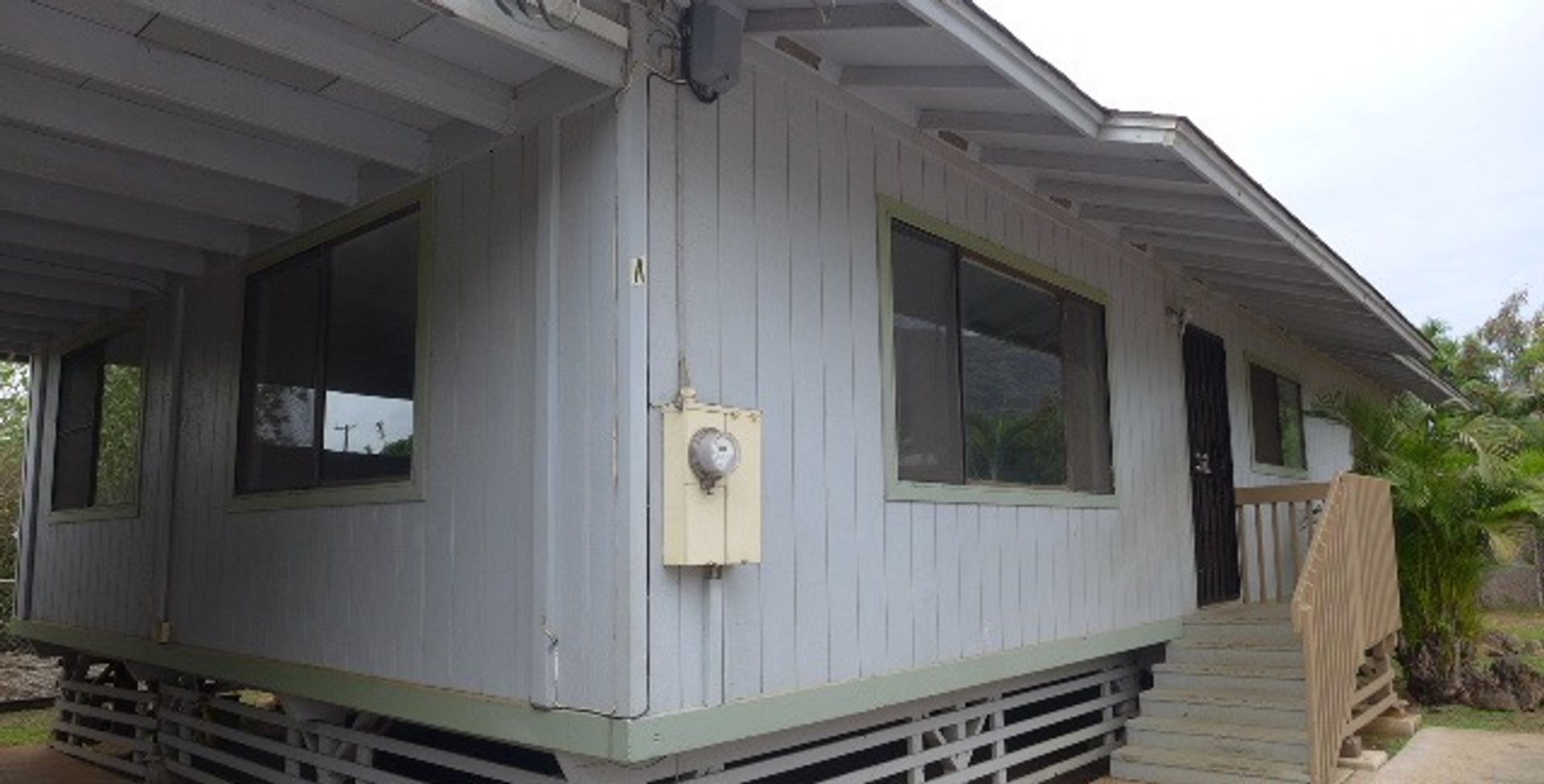 Waianae House: 84-871A Hanalei Street