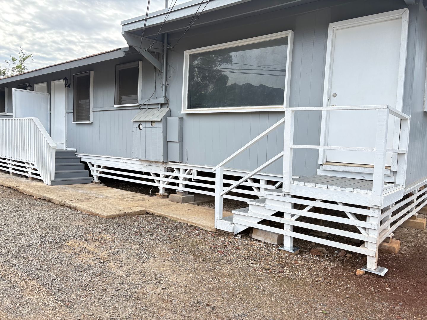 Waianae House: 84-983C Hana Street