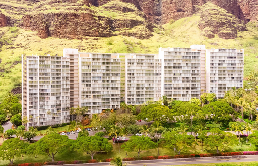 Makaha Valley Towers Studio