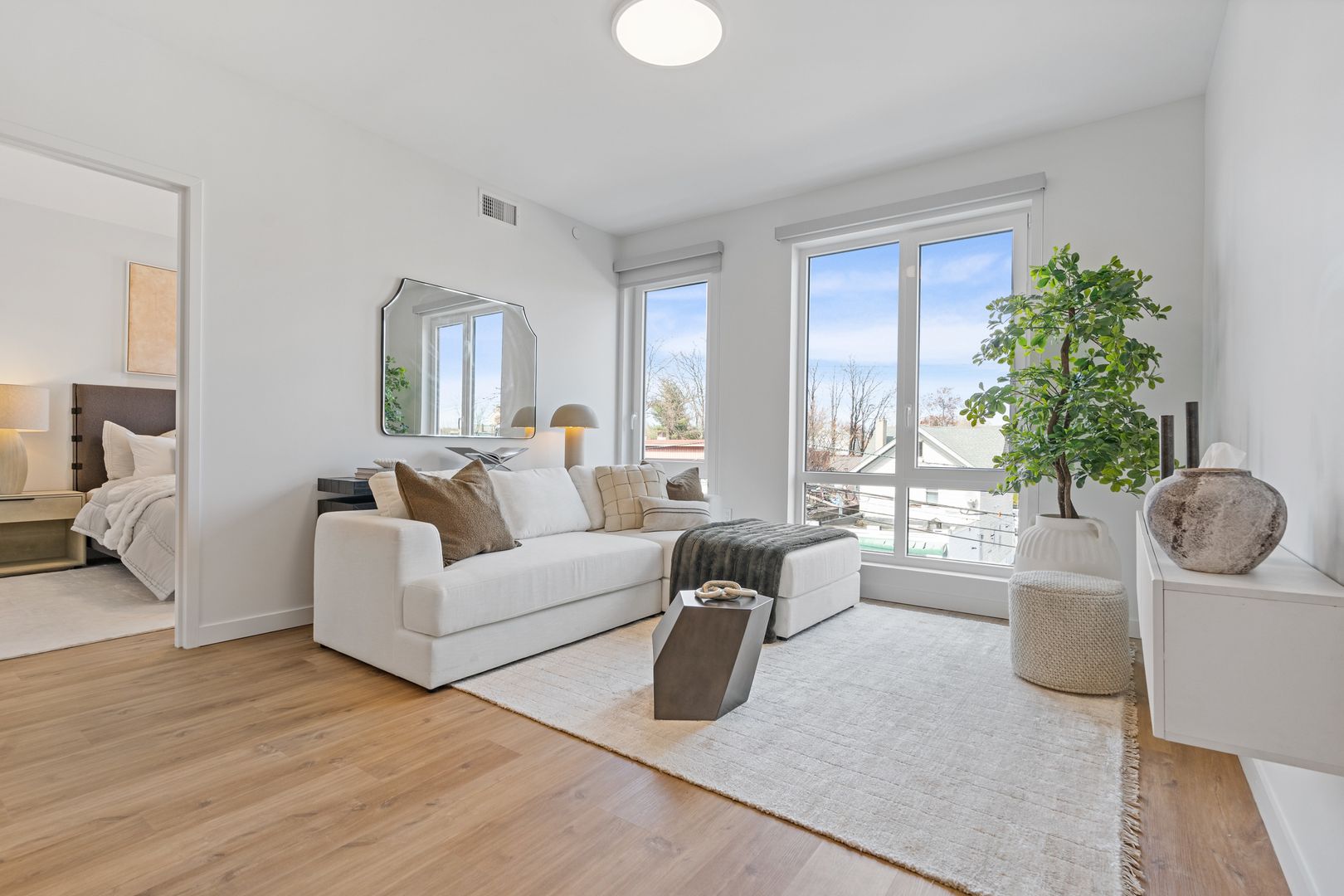 Hackensack Apartment: 95 Anderson Street