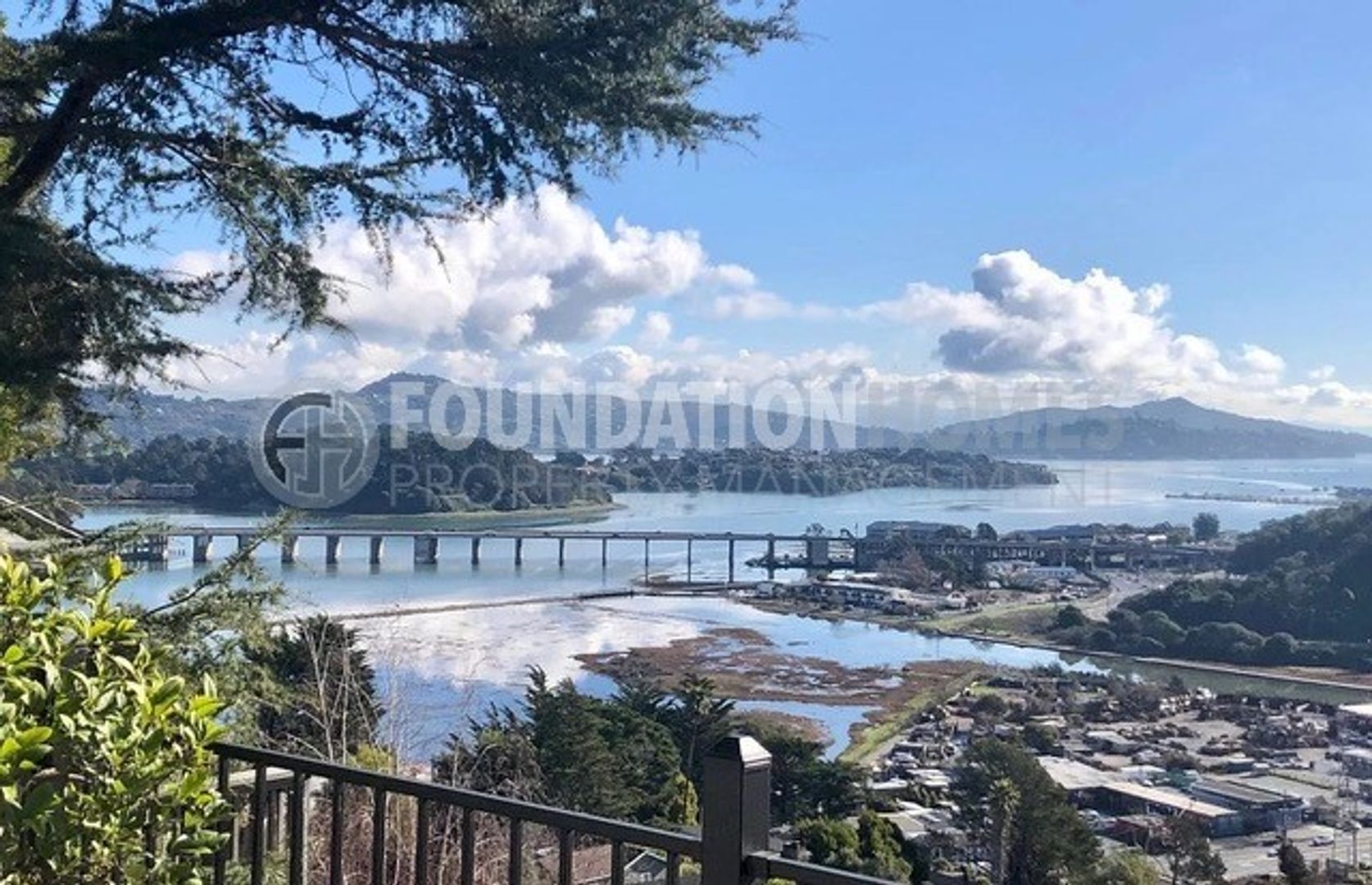 Mill Valley House: 201A Cleveland Ct