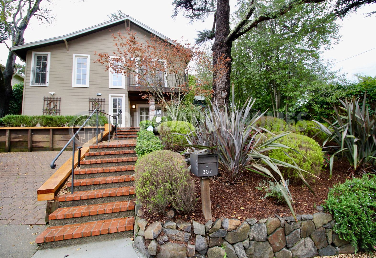 Mill Valley House: 307 Oakdale Ave.