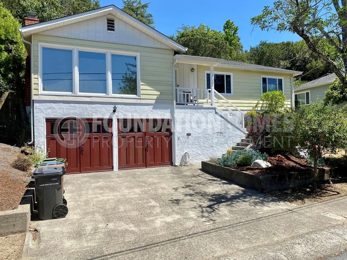 San Rafael House: 122 Du Bois St.