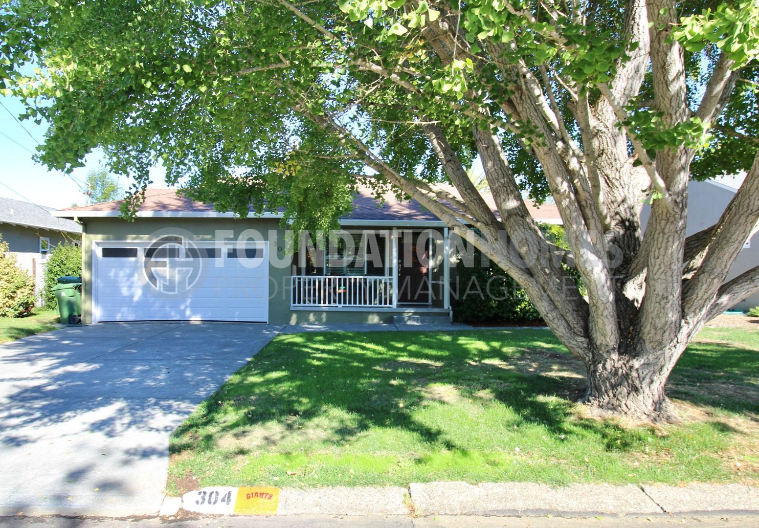 San Rafael House: 304 Las Flores Ave