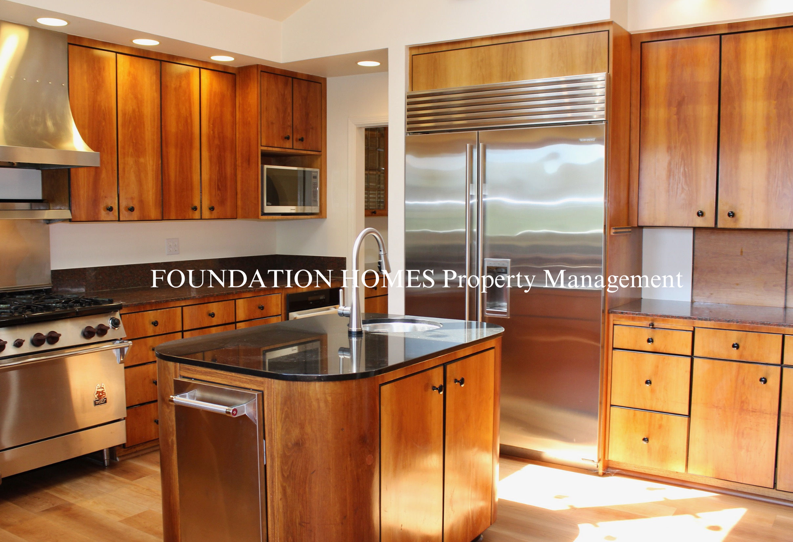 Larkspur House: 33 College Ct