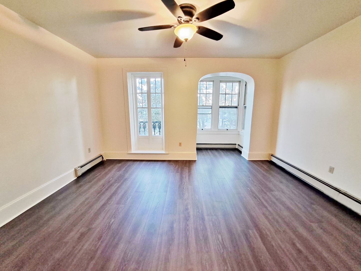 Hanover Apartment: 6 W Chestnut Street
