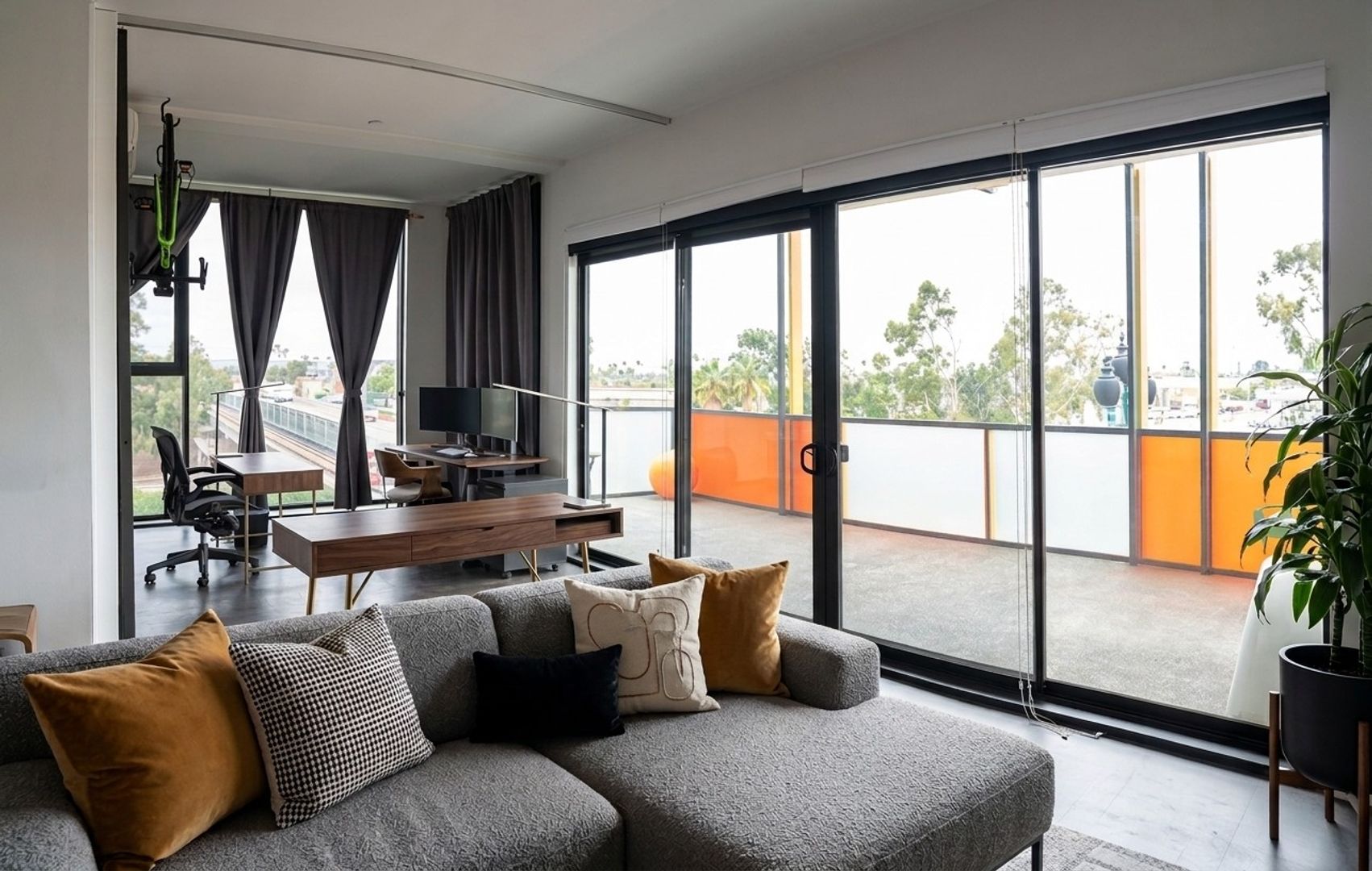 San Diego Apartment: 811 25th Street
