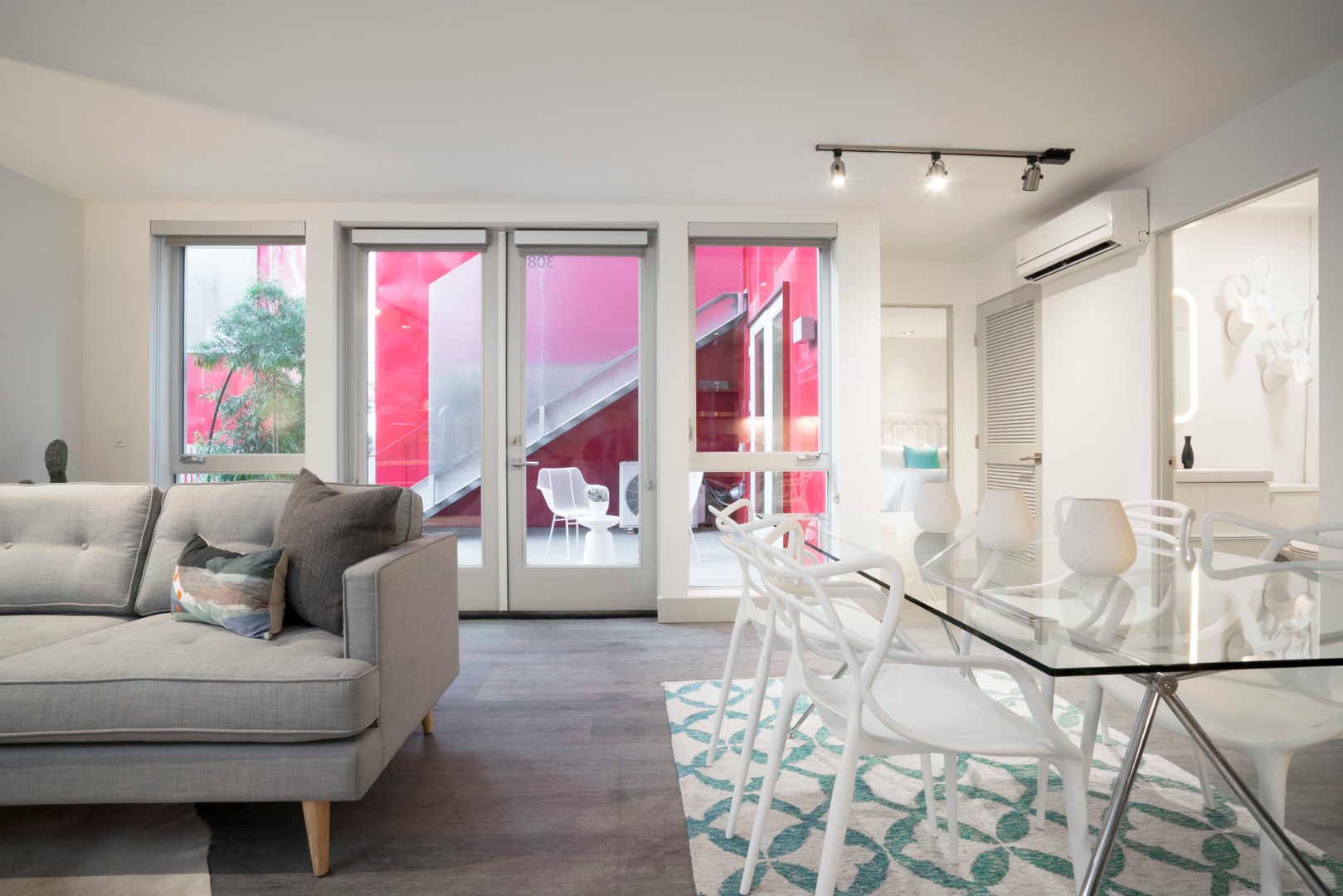 San Diego Apartment: 1642 University Avenue