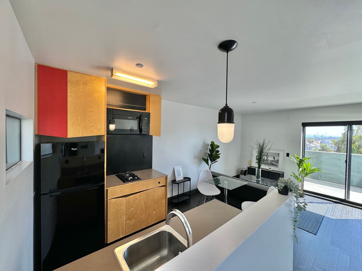 San Diego Apartment: 811 25th Street