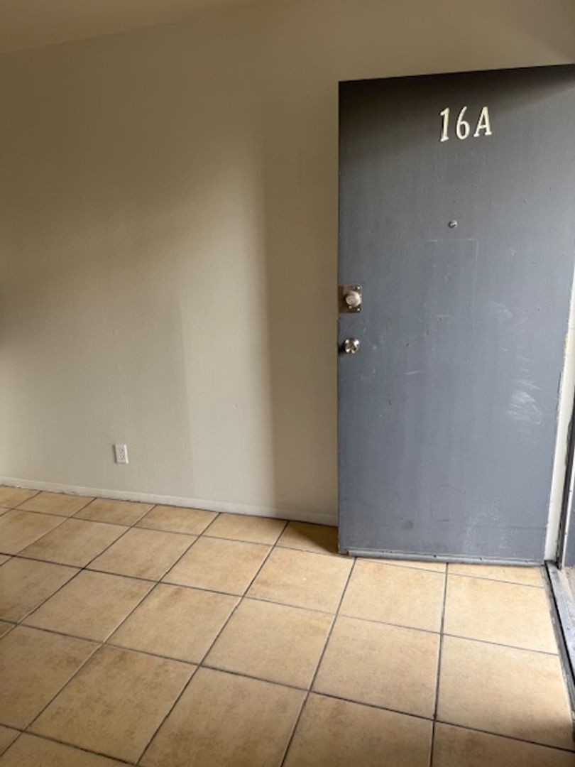 Las Vegas Apartment: 729 Lilly Lane